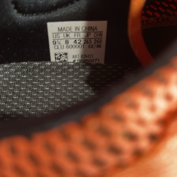 Adidas Alpha Bounce 3 Sneaker SZ 9.5 Men Orange Black - Picture 8 of 8